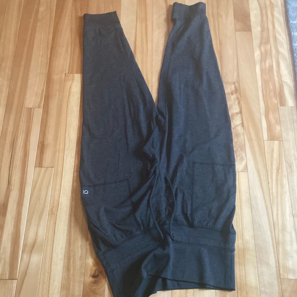 Gap size Medium tech fold over joggers.  Worn once.  Super comfortable!